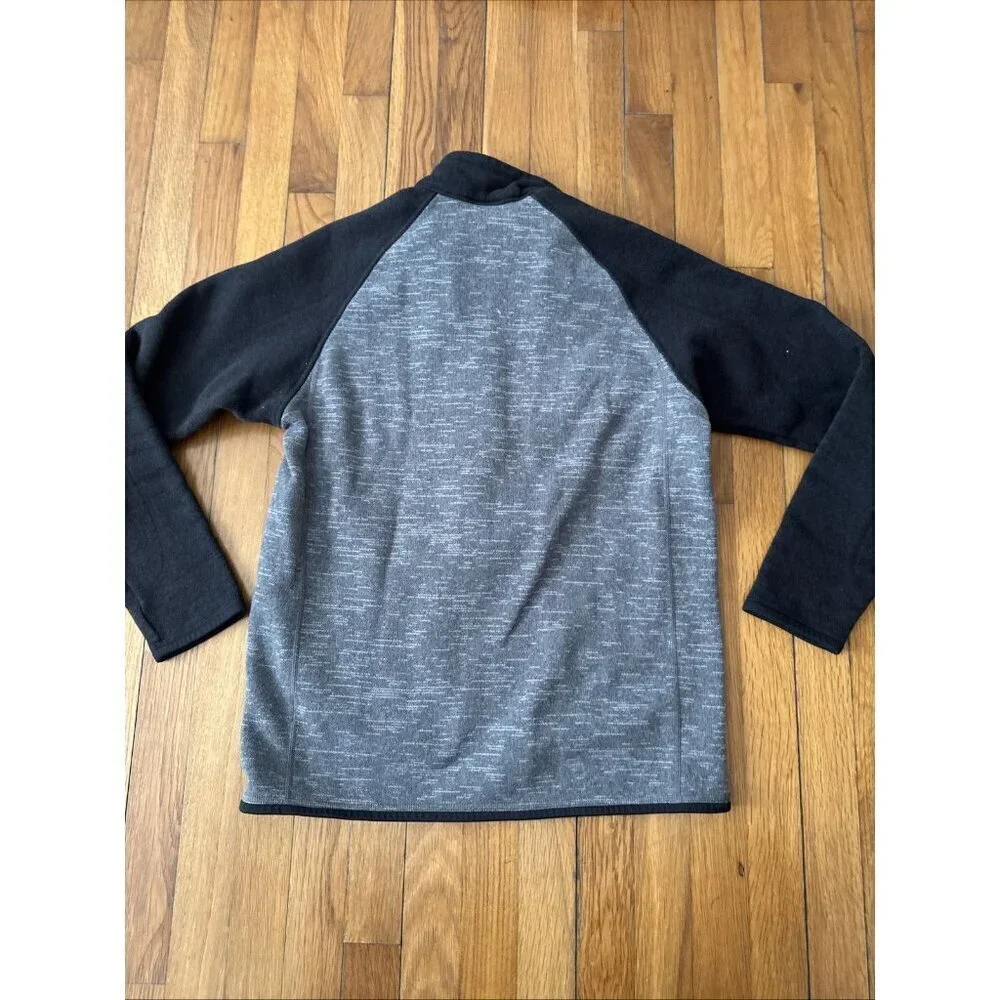 Patagonia Men's Gray and Black Knit Fleece 1/4 Zip Pullover Size M